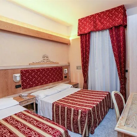 غاليا بالاس 4*