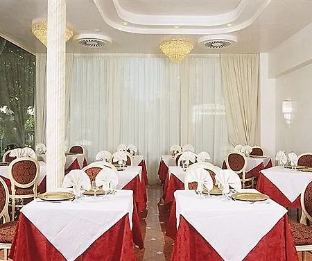 غاليا بالاس ريميني