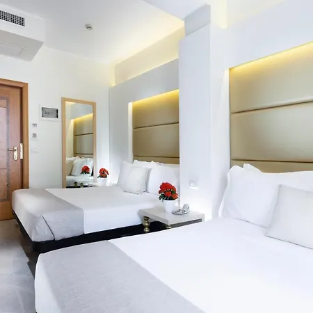 מלון Gallia Palace 4*