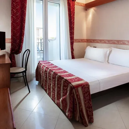 Gallia Palace מלון 4*