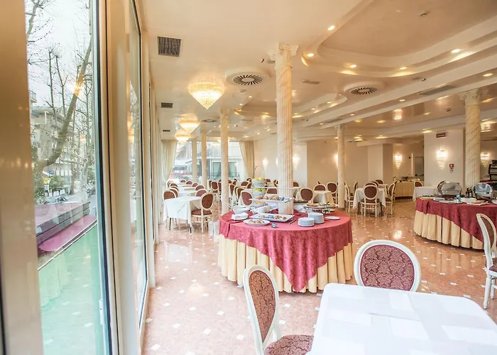 Отель Gallia Palace 4*