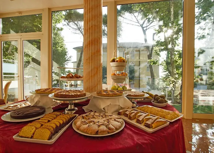 Gallia Palace 4*